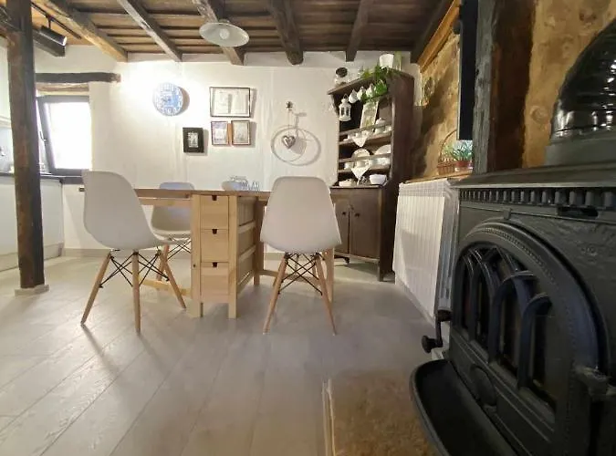 Nyaraló Casas De Quintanilla 3 *