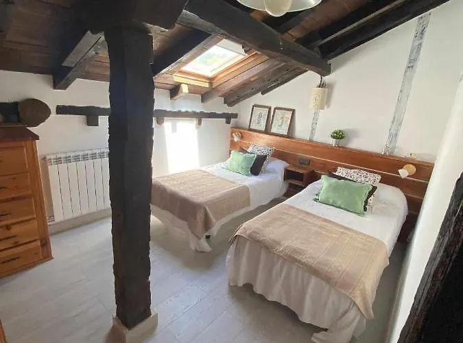 Casas De Quintanilla 3